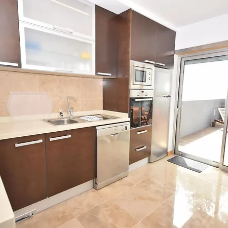 Near Sao Martinho Salir de Porto