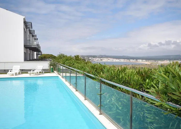 Near Sao Martinho 度假居 Salir de Porto