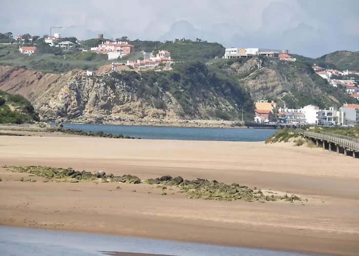 Near Sao Martinho 度假居 *