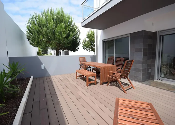 Near Sao Martinho 度假居 *