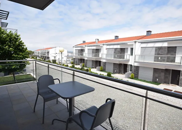 度假居 Near Sao Martinho *